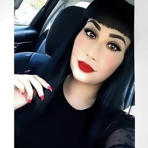 Meet your Posher, Meli